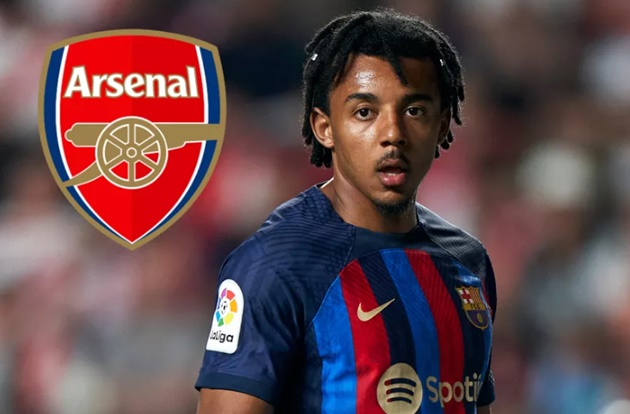 Lợi thế cực lớn giúp Arsenal 'đè bẹp' Chelsea trong cuộc đua 70 triệu bảng