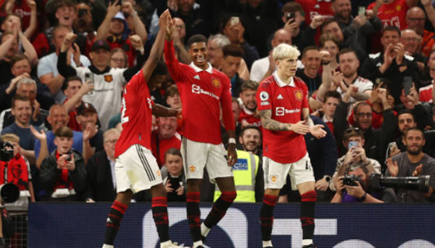 Vùi dập Chelsea, M.U chính thức đoạt vé dự Champions League 