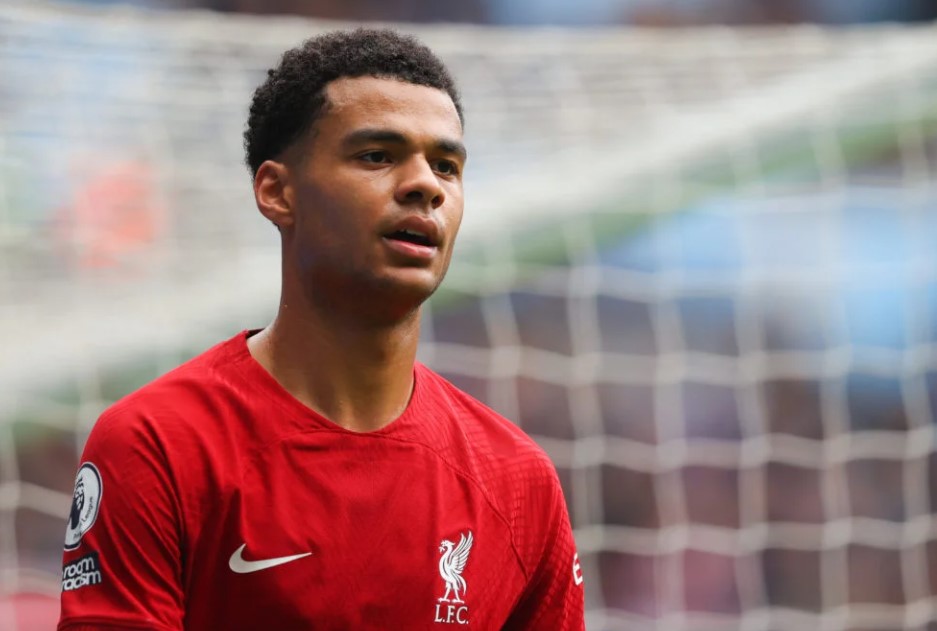Fabinho ca ngợi tân binh Liverpool