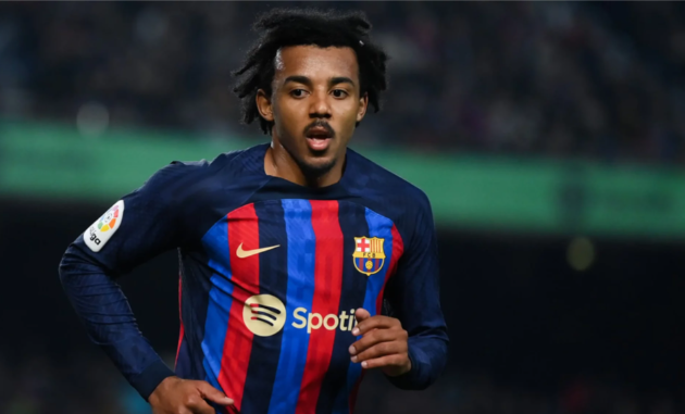Man United rục rịch chiêu mộ hậu vệ Barca
