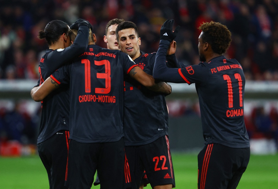 Bayern có thể rao bán một nửa đội hình