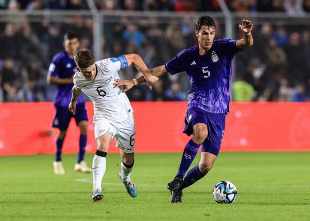 Có một Sergio Busquets khác ở Argentina