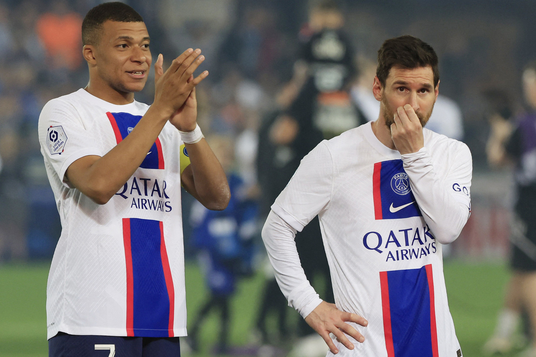 Xavi hé lộ thời điểm Messi chốt CLB mới