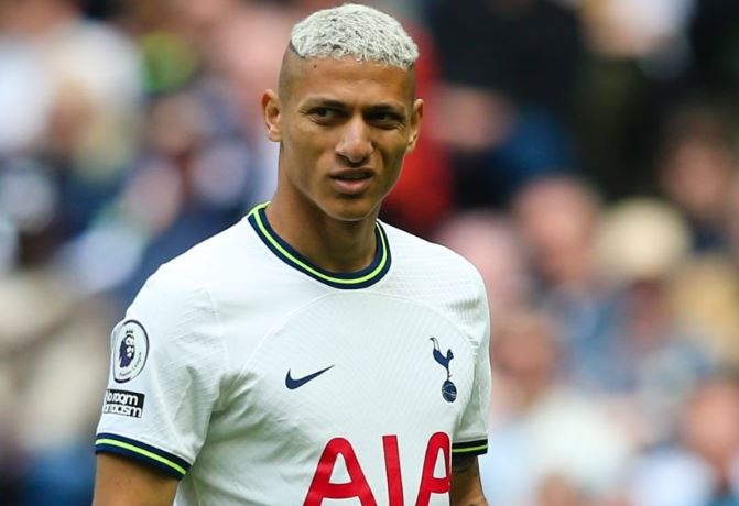 Richarlison lấy siêu phẩm ở World Cup để chế nhạo đồng nghiệp