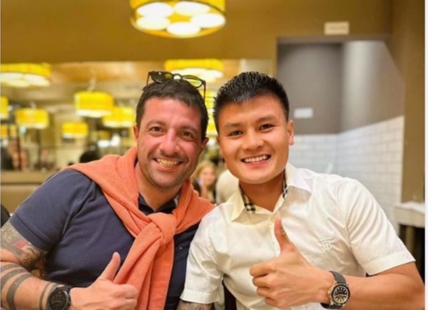 Quang Hải chia tay Pau FC