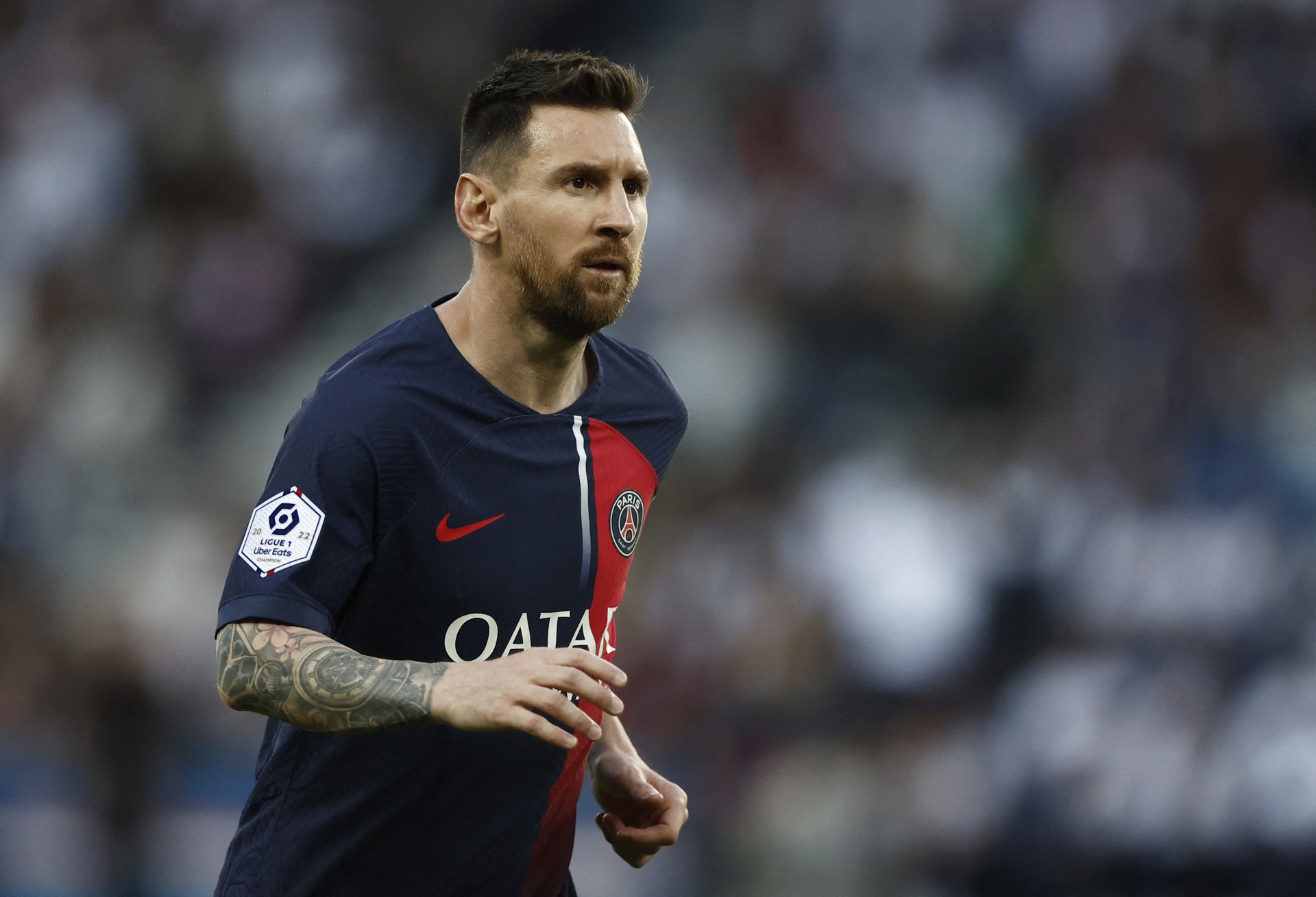 Barca đừng biến phi vụ Messi thành trò cười