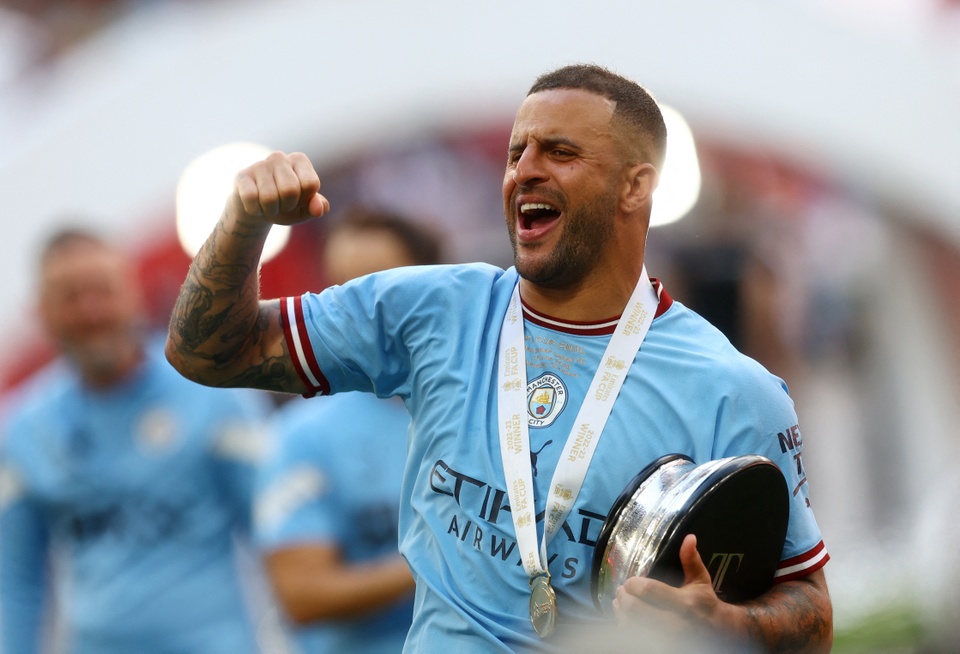 Man City sắp phá kỷ lục doanh thu của MU