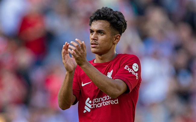 Rõ cái tên đang không hạnh phúc tại Liverpool