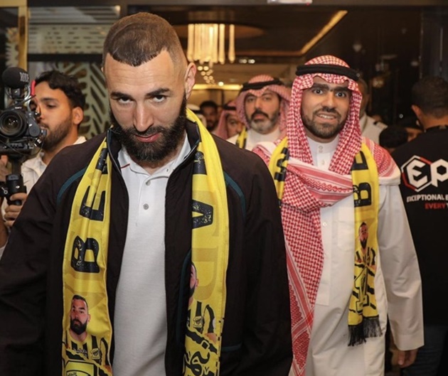 Benzema được chào đón ở Ả Rập