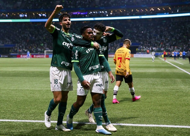 Ảnh bài viết Bom tấn 60 triệu euro của Real làm nên lịch sử