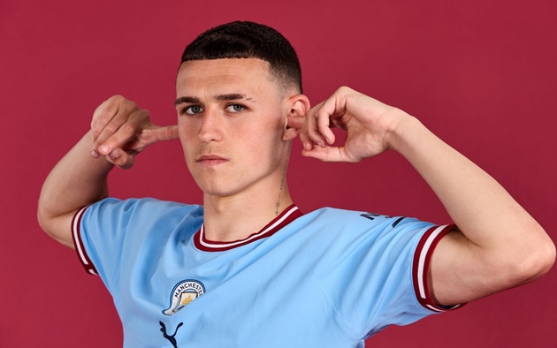 Phil Foden: "Lão tướng" ở tuổi 23
