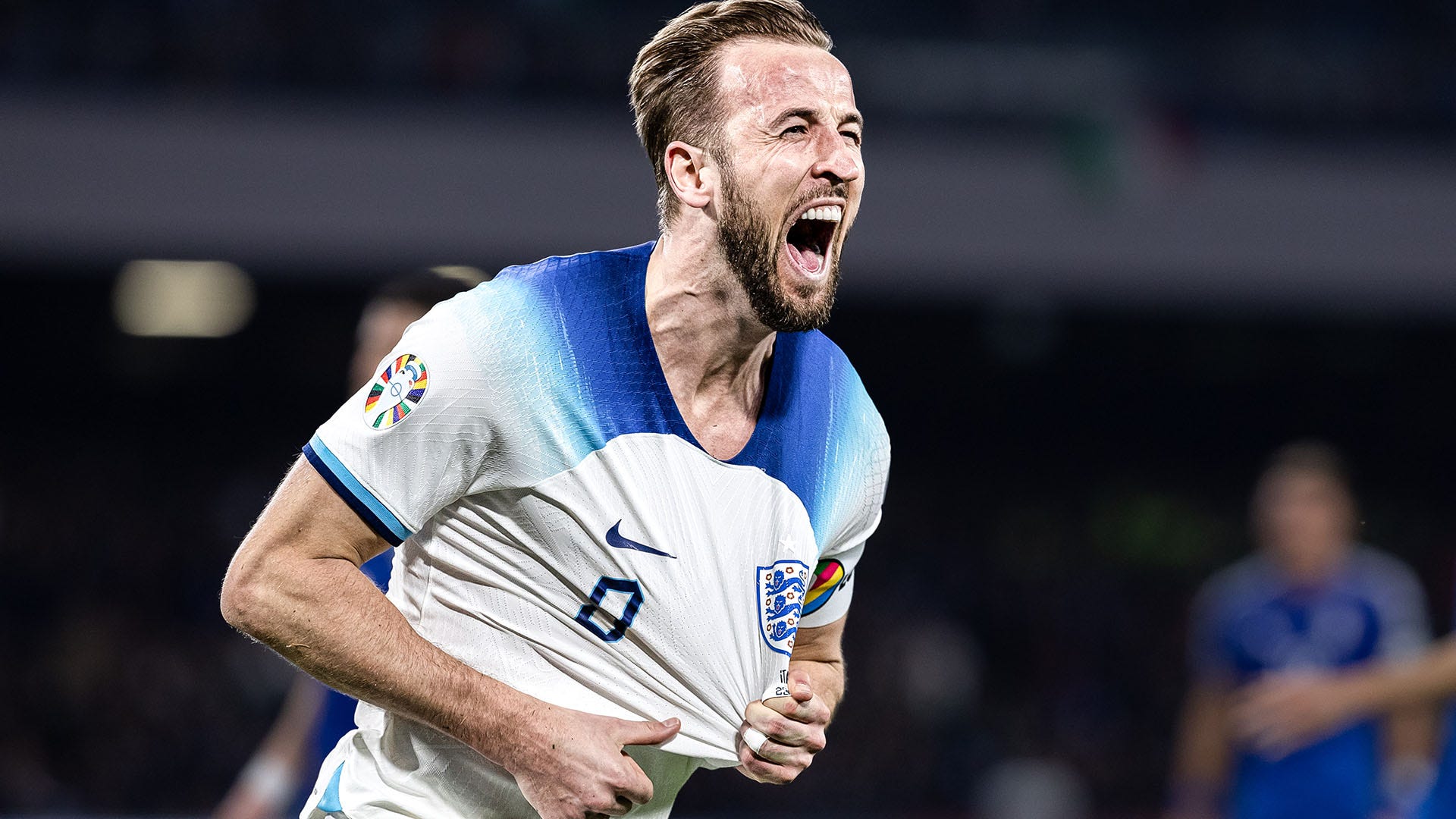 3 tiền đạo Man United nên mua thay vì Harry Kane