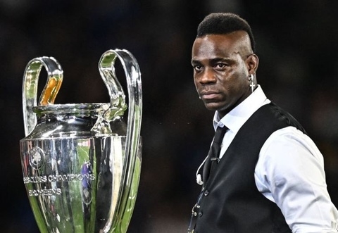 Balotelli nói xấu Aguero ở chung kết Champions League
