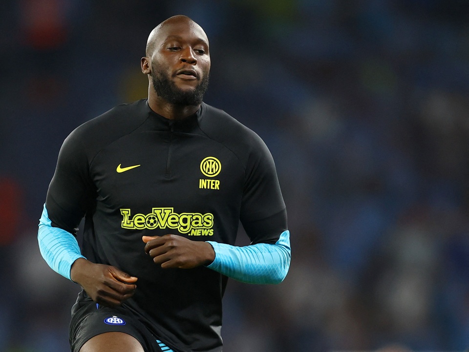 Henry: 'Cú đánh đầu ấy sẽ mãi ám ảnh Lukaku'
