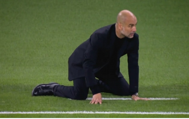 Ảnh bài viết Pep hú vía trước sai lầm suýt khiến Man City trả giá