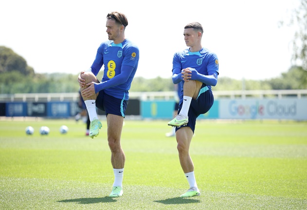 Grealish trở lại tuyển Anh; Maddison ghi siêu phẩm solo