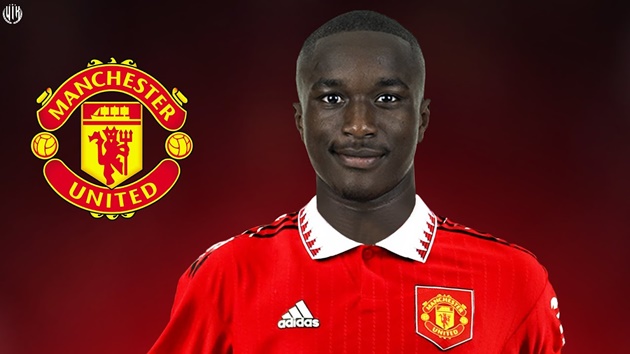 Chữ ký có thể nâng tầm hàng công Man United