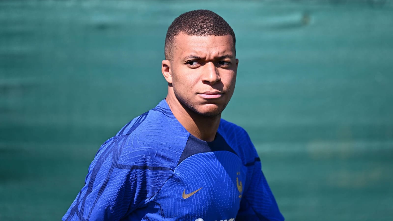Ảnh bài viết Mbappe coi chừng 'đi chẳng được, ở không xong'