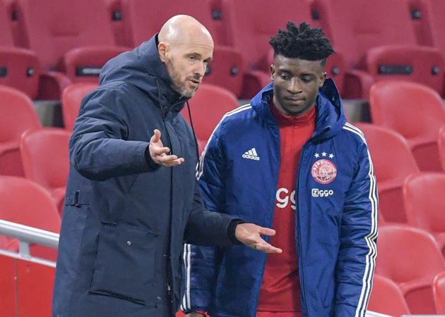 "Cỗ máy qua người" giúp Man Utd quên đi Mason Mount