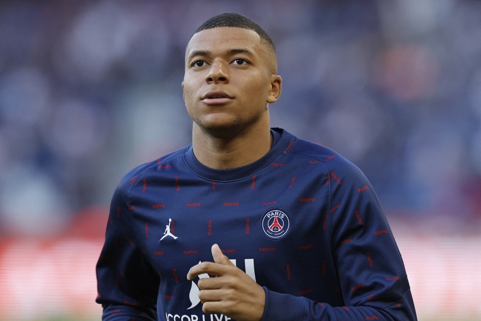 Người đại diện Mendy: 'Real tiền đâu mua Mbappe'