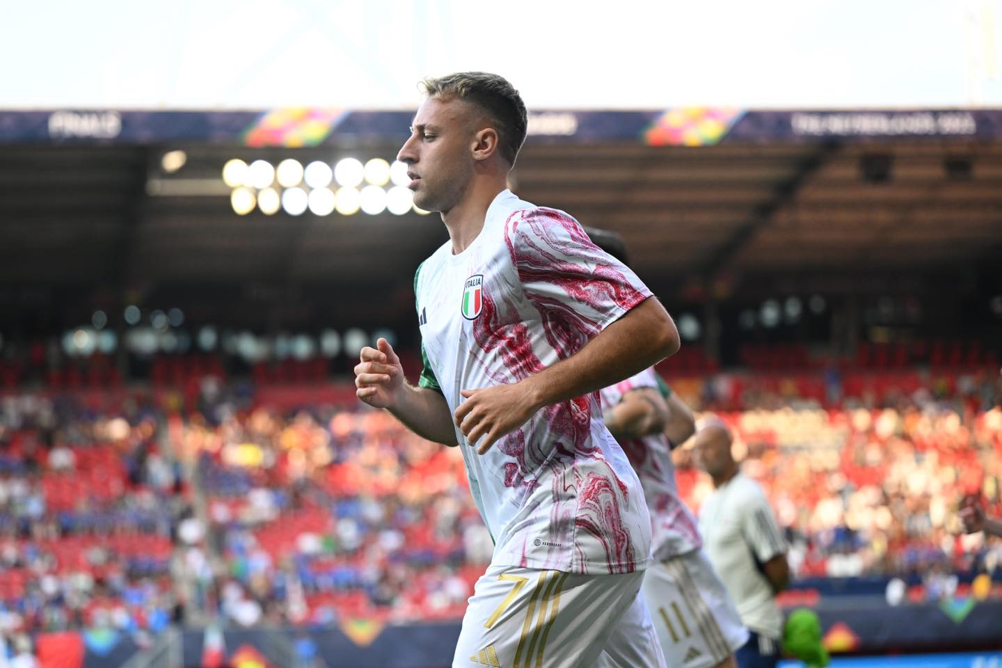 Inter xác định mục tiêu thay Brozovic