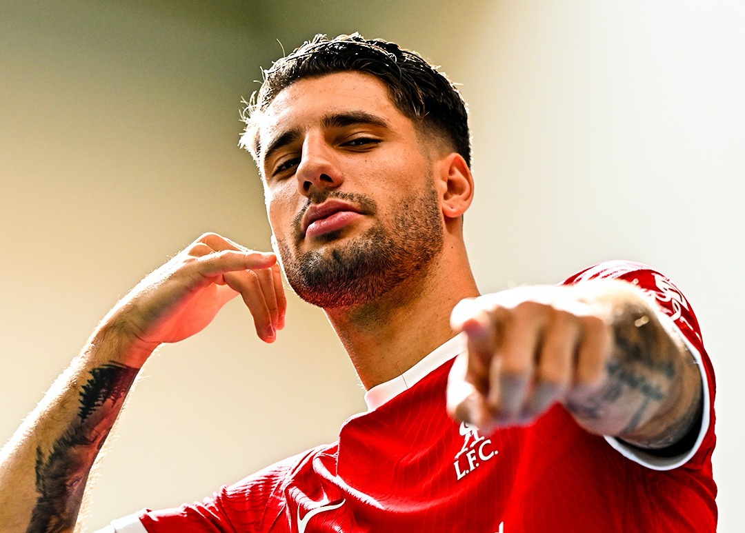 Liverpool công bố tân binh, chốt luôn số áo huyền thoại