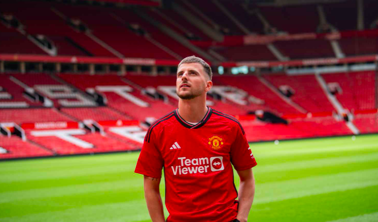 Ảnh bài viết Những hình ảnh cực chất của Mason Mount khi ra mắt Man Utd