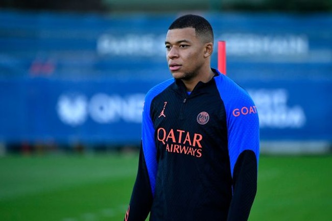 Vụ Liverpool quan tâm Mbappe: Những lời ca tụng, cuộc gặp với FSG