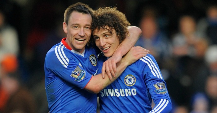 Terry trở lại Chelsea, Luiz nhắn gửi 1 biểu tượng