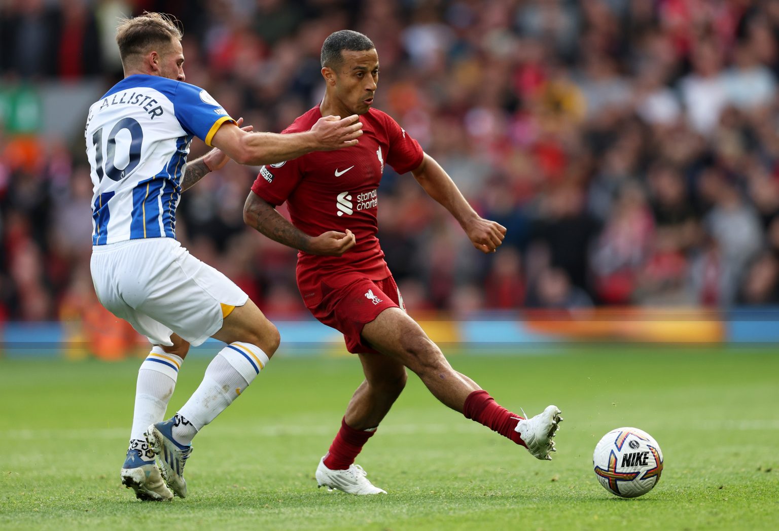 Sao Liverpool nhận được đề nghị hấp dẫn