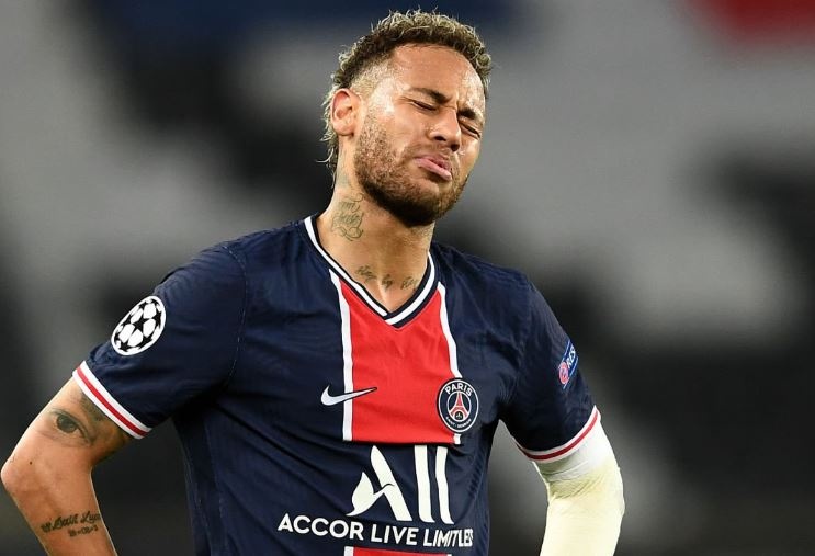 Neymar hết cửa trở lại Barca