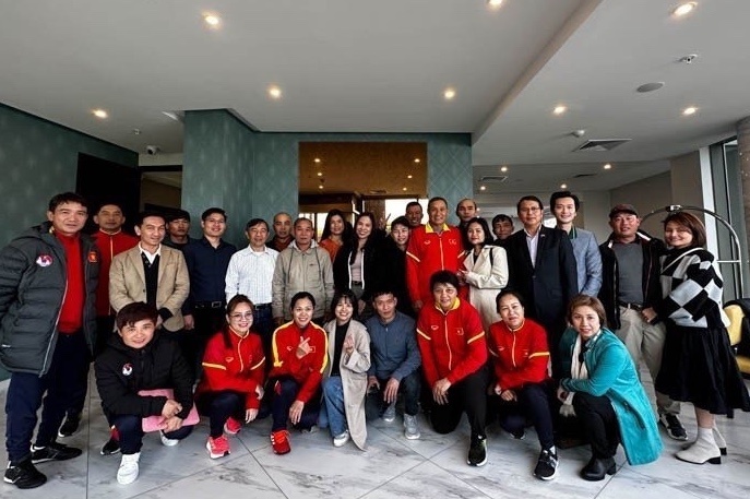 Tuyển nữ Việt Nam được khích lệ trước World Cup