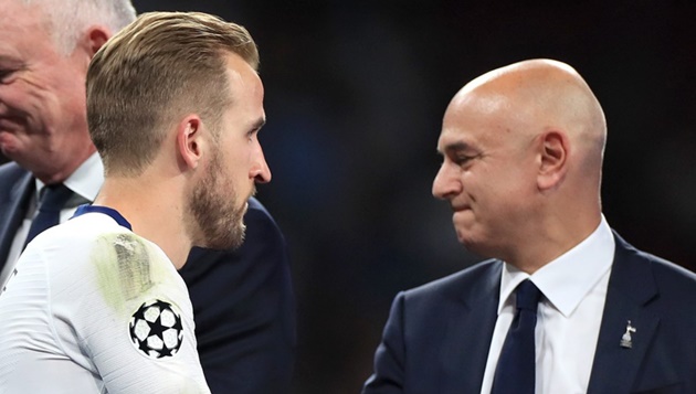 ‘Chuyện tình’ mù quáng ở Tottenham