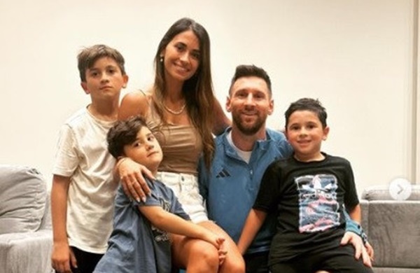 Messi cùng vợ con đến Mỹ, tuyên bố nóng khiến Beckham mát lòng