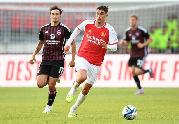 Ảnh bài viết Gabriel Jesus tỏ thái độ với pha xử lý kém cỏi của Havertz