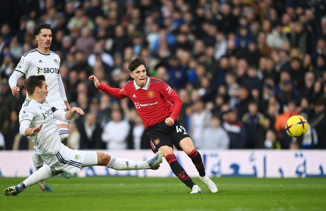 M.U chốt vụ Greenwood, số 11 mới xuất hiện ở Old Trafford