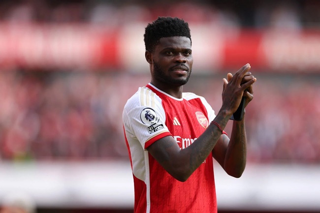 Ngã ngửa thương vụ Partey rời Arsenal