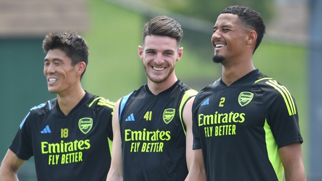 Ảnh bài viết Arsenal tập tại Mỹ: Rice tươi rói; Saliba xuất sắc vượt thử thách