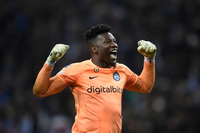 Mục tiêu Man Utd phản ứng trước thông điệp của Onana