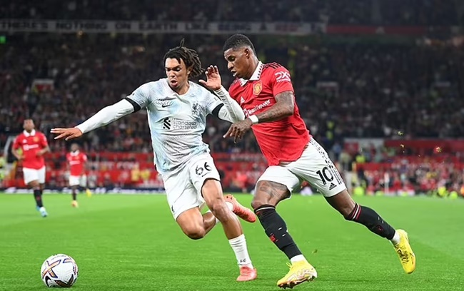 Làm rõ dấu hỏi lớn nhất về mình, Ten Hag nhận gợi ý từ Rashford