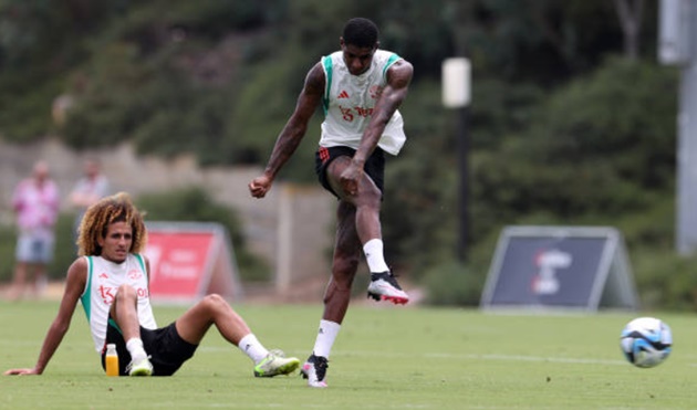 Lựa chọn khôn ngoan của thần đồng Man United