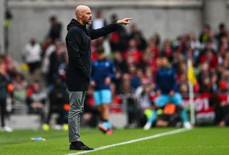 Ten Hag: "Một bàn thua ngu ngốc"
