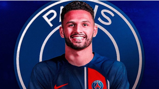 Đắt đỏ như Hojlund, lựa chọn hoàn hảo thay Mbappe?