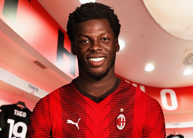 Milan kỳ vọng gì ở người cũ Arsenal?