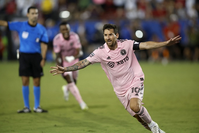 Vé xem Messi tại Mỹ nóng rực, trang web quá tải