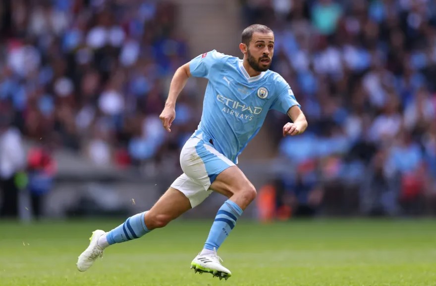 Barca chưa từ bỏ vụ Bernardo Silva