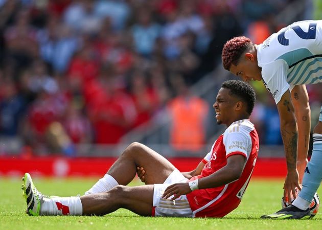 Bước ngoặt xuất hiện, Arsenal có lẽ nên nghĩ lại về "Robertson đệ nhị"