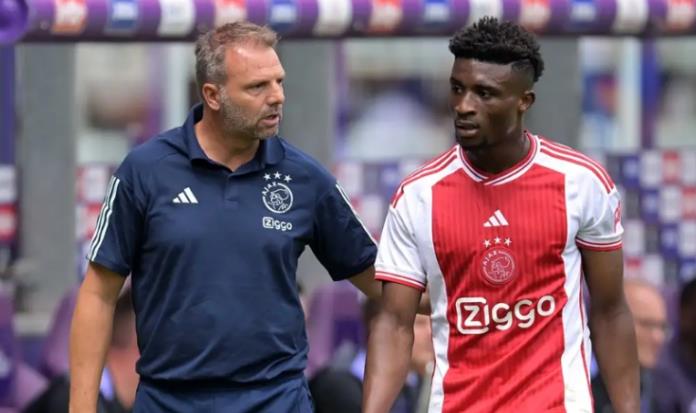 HLV Ajax lên tiếng, thương vụ Kudus đã đổ bể?