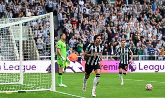 Thấy gì từ màn ra mắt của Sandro Tonali?