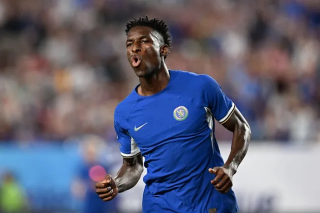 Vừa ra mắt Premier League, Jackson đã sớm gây bão